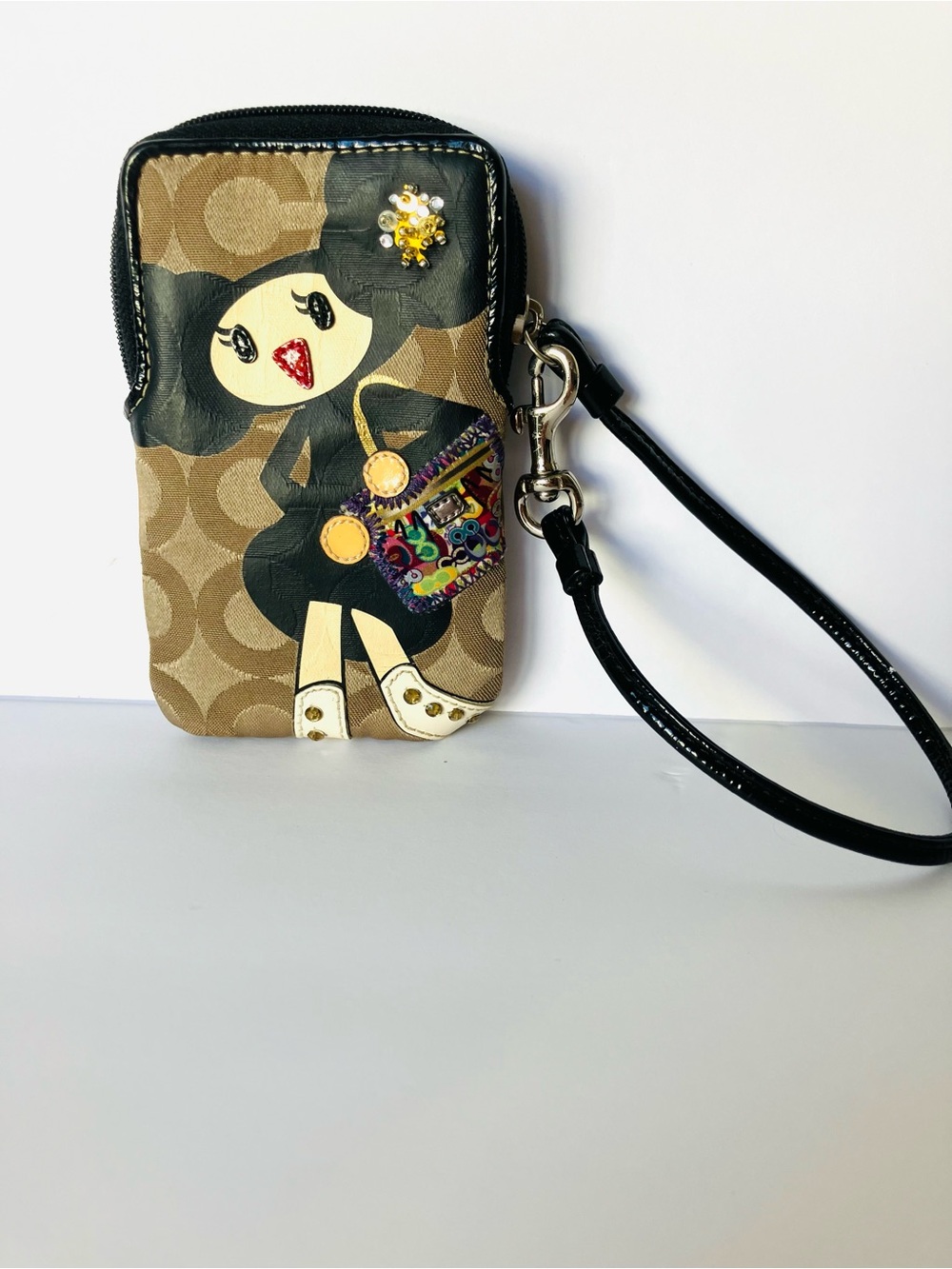 Vintage Rare Coach x Poppy Chan Limited Edition Pepper Wristlet/Wallet - Picture 2 of 4